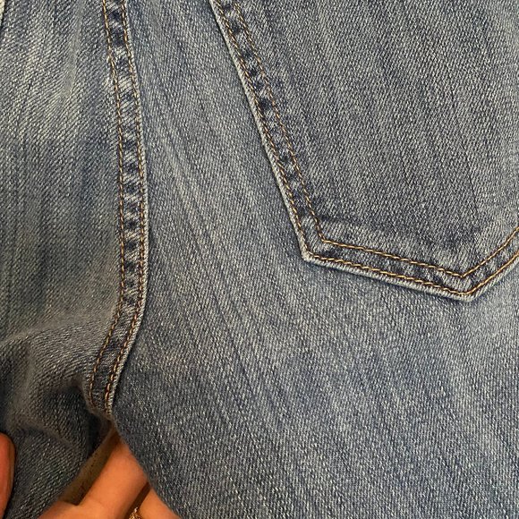 Current Elliott | The Rolled Skinny | Yesterday Wash | Size 27 - Picture 5 of 10